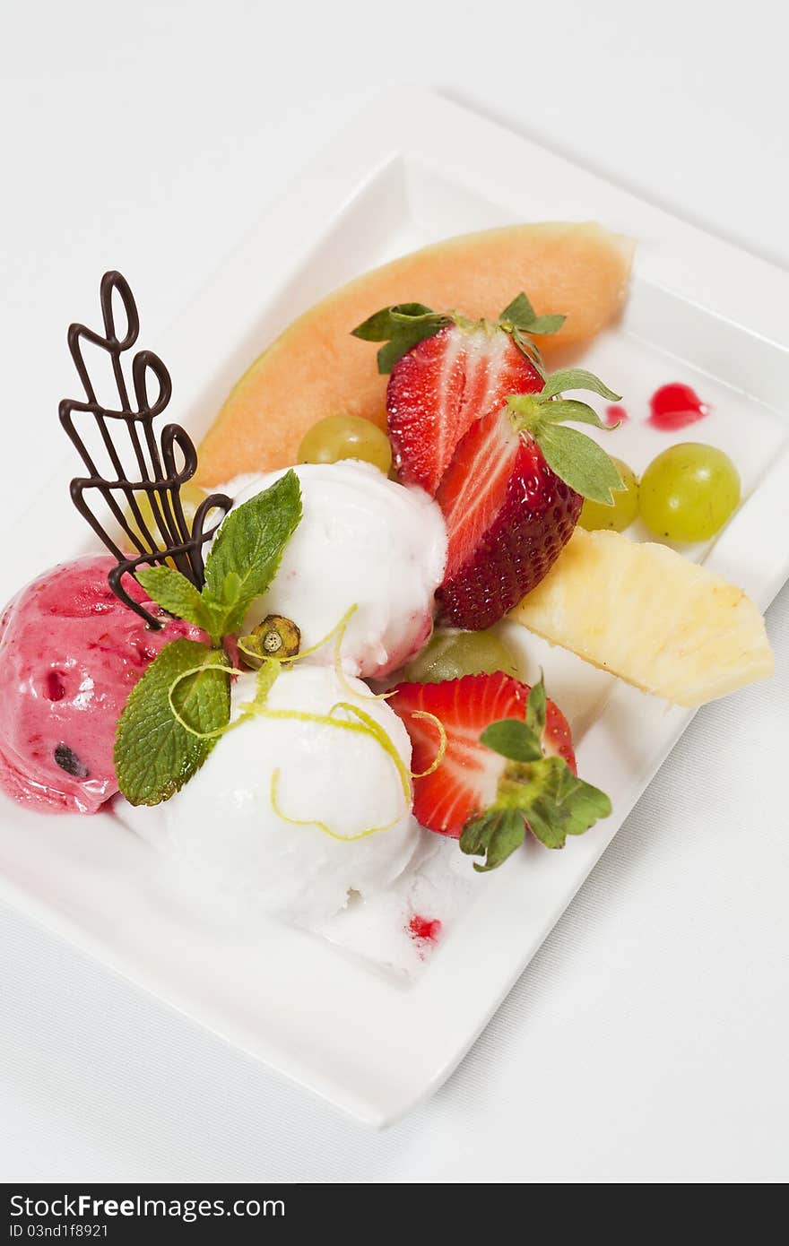 Ice Cream With Fresh Fruits