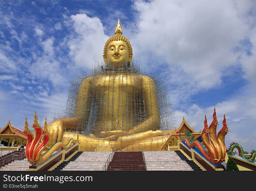 Big Golden Buddha with sky at