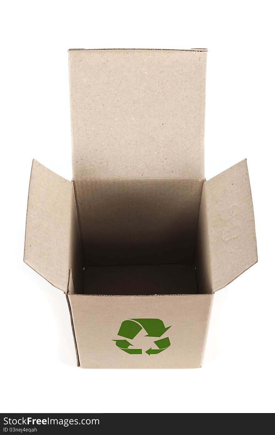 Green recycle sign on open paper box