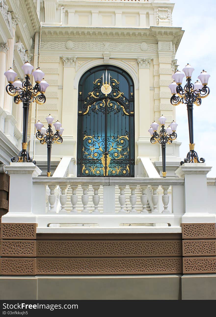 Grand arch door of The Chakri Maha Prasat Throne Hall, Bangkok, Thailand. Photo taken on: July 18th, 2011