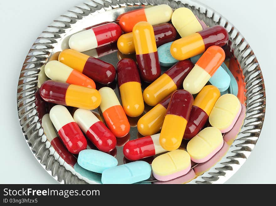 Stack pill is on the tray. Stack pill is on the tray