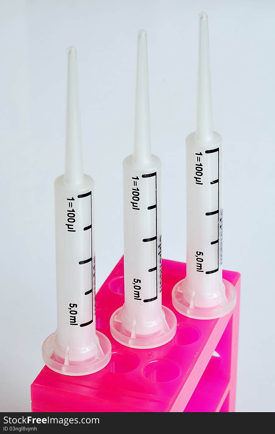 Laboratory pipets