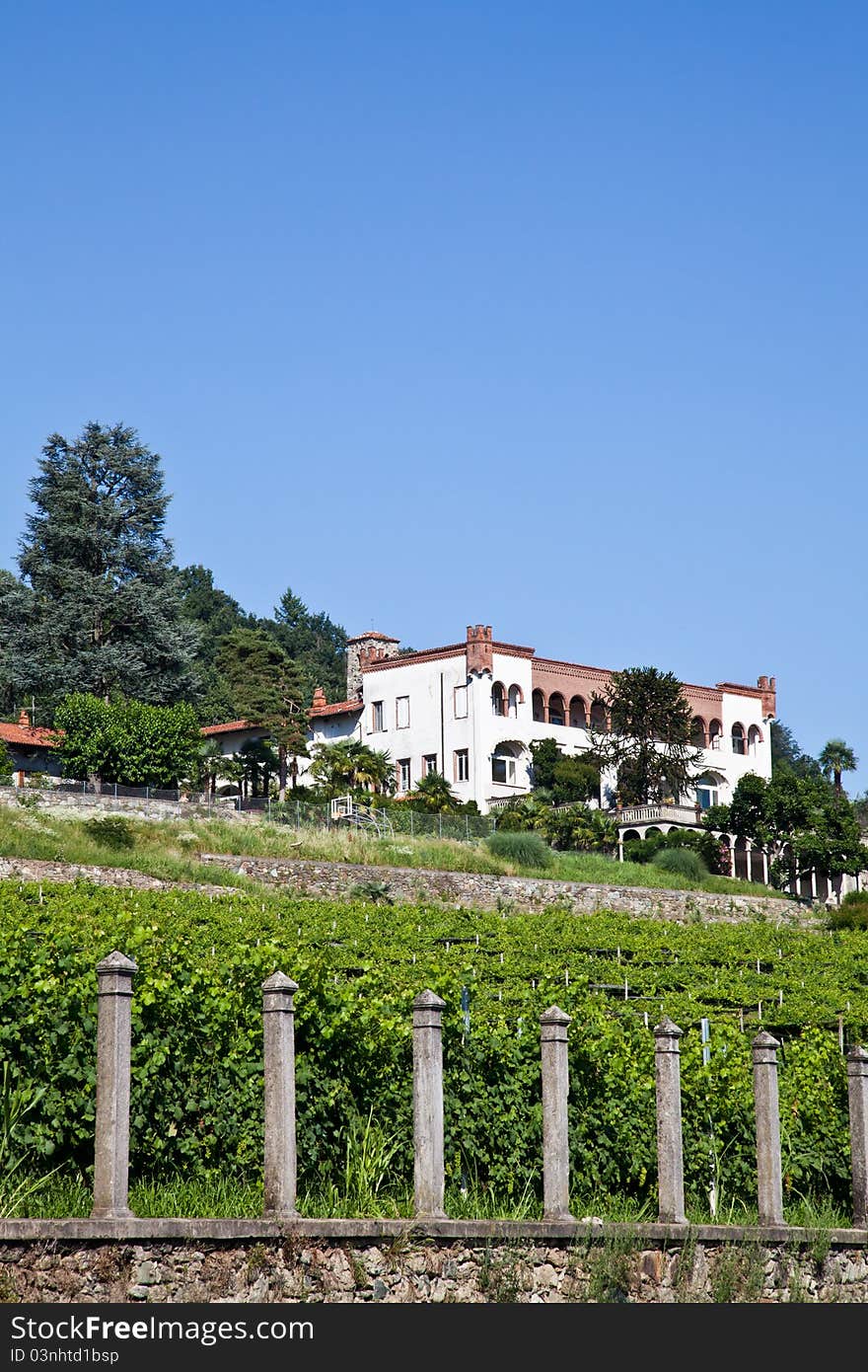 Italian charming villa in vineyard