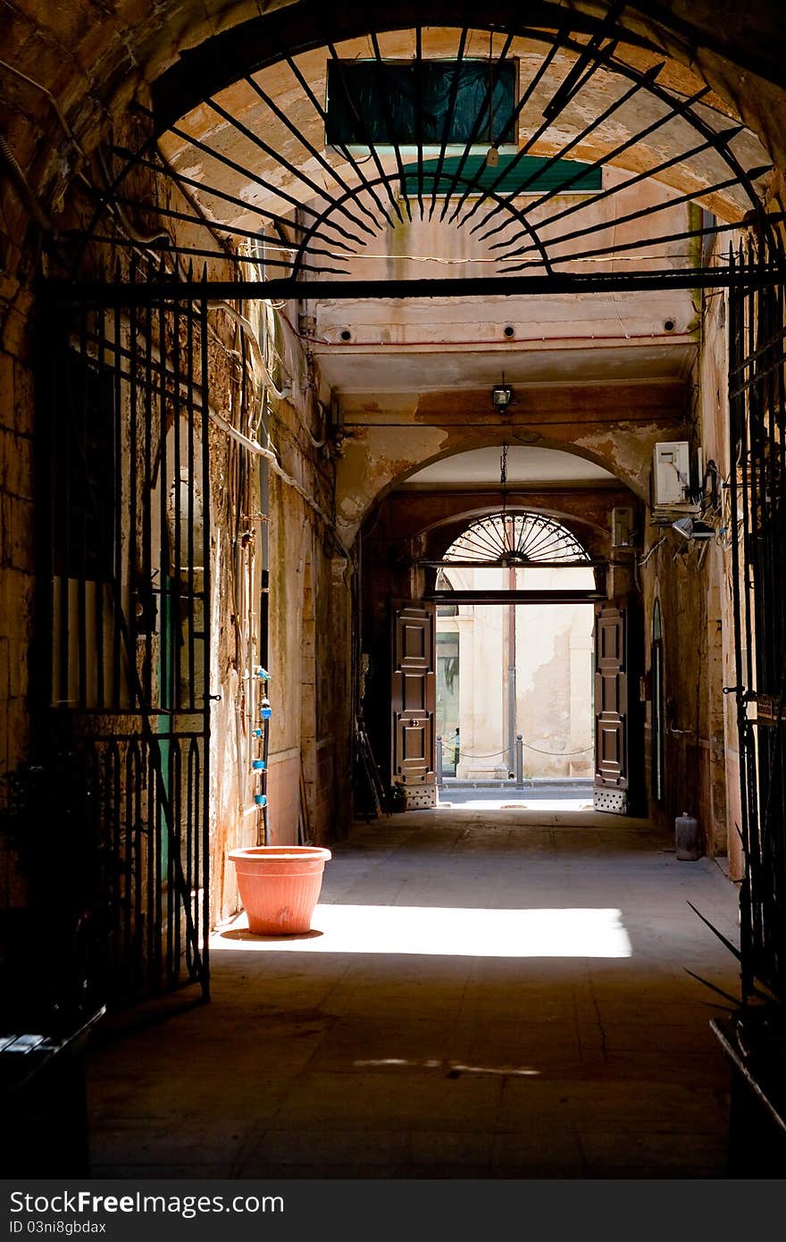 Inner Italian urban house yard in Syracuse, Sicily