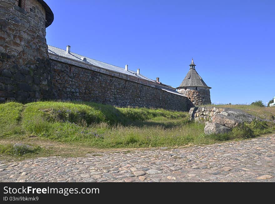 SSolovetsky Kremlin, the fortress wall and tower