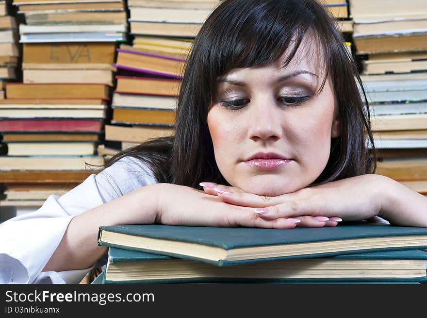 Student girl with her books