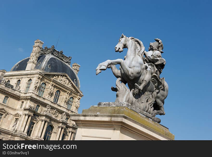 Louvre