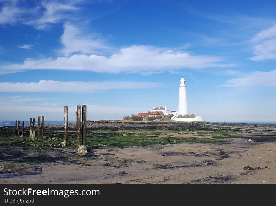 St Mary s Lighthouse with Wood Pillars