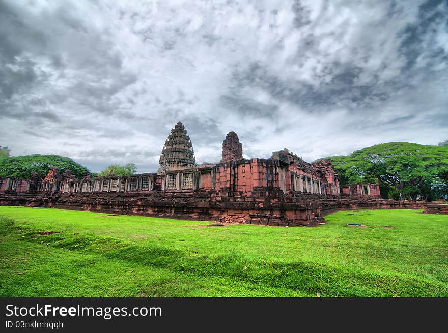 Ancient Thai Castle (HDR)