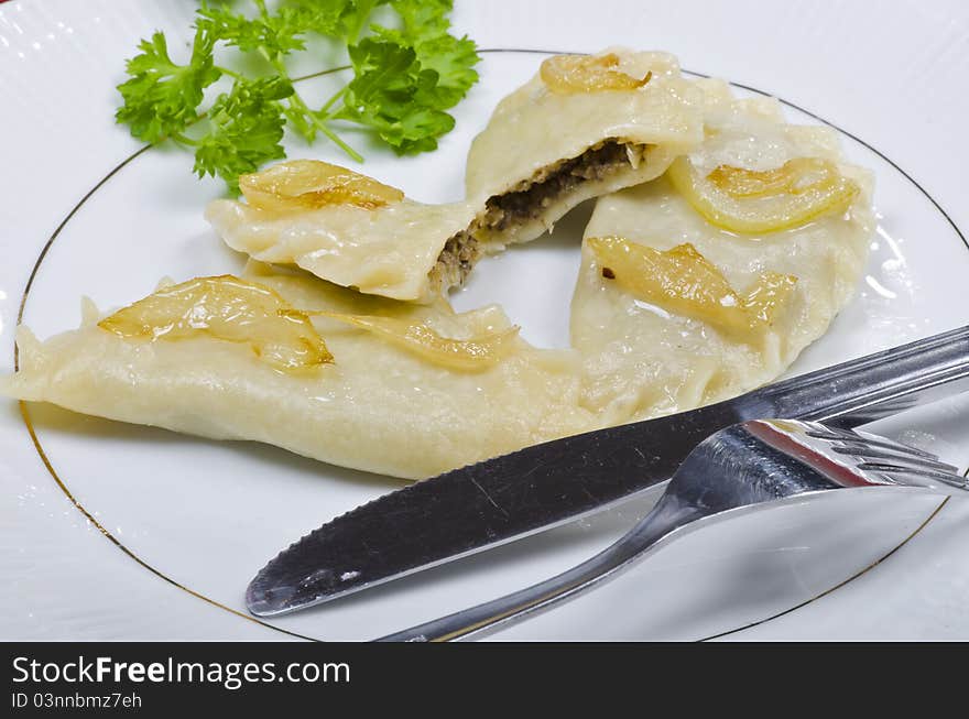 Piroggen (Pierogi) are full paste parcels or also meat pies from noodle dough. Piroggen (Pierogi) are full paste parcels or also meat pies from noodle dough.