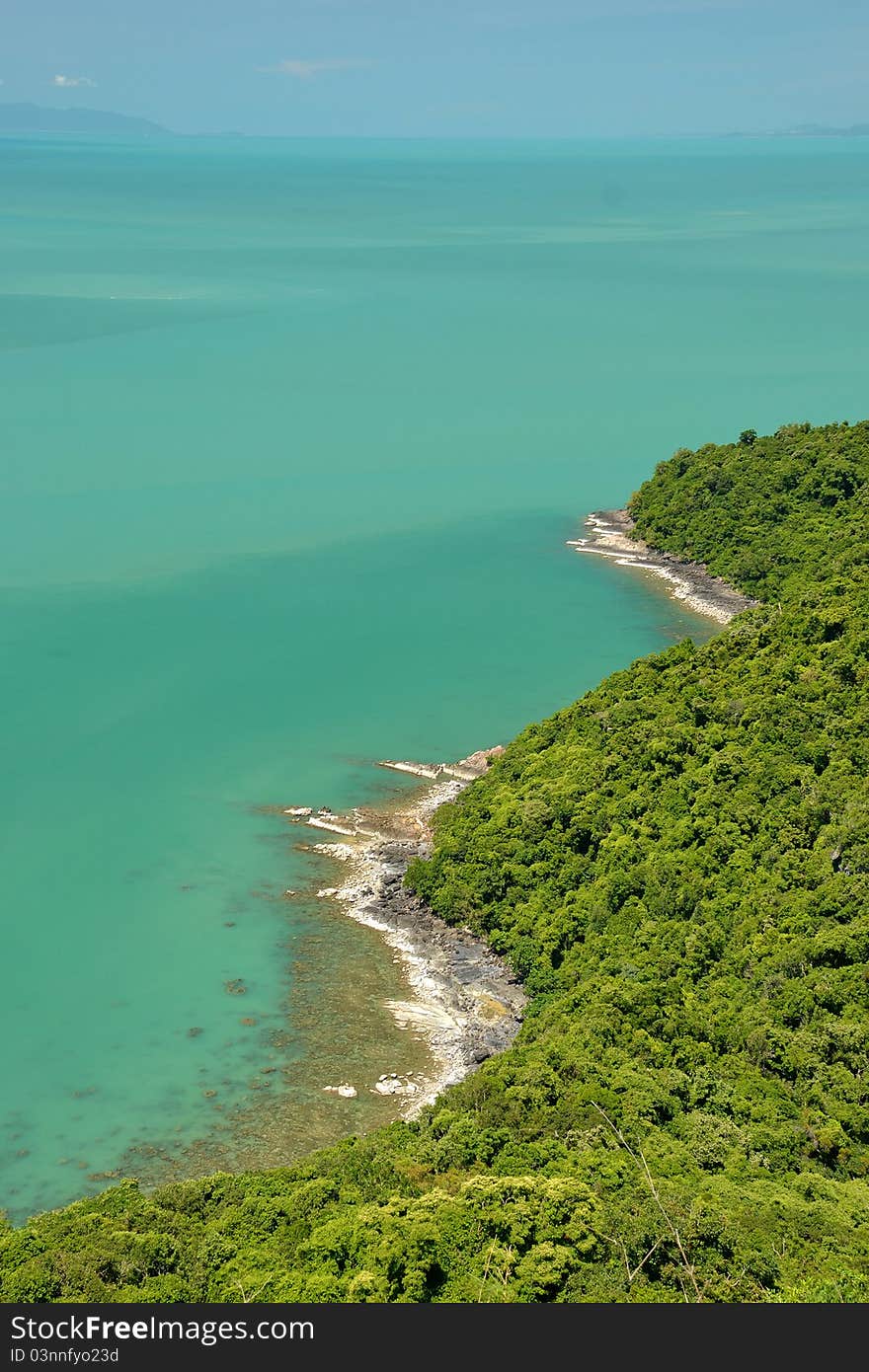 Angthong national marine park koh samui Thadland trip in nice sky day.