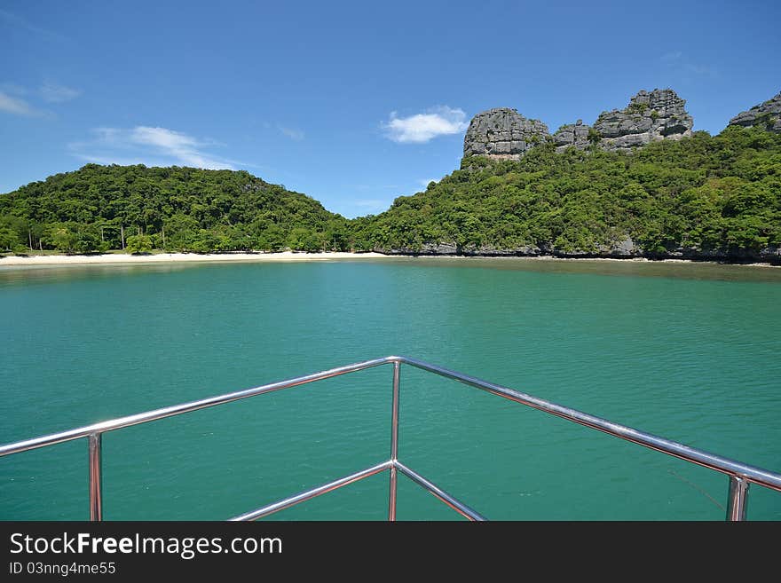 Angthong national marine park koh samui Thadland trip in nice sky day.