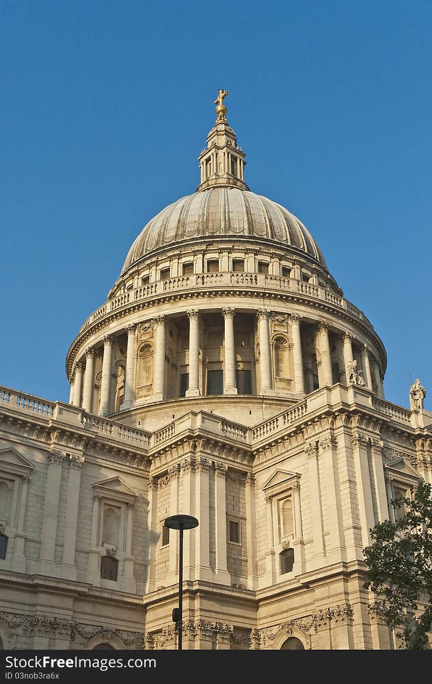 Saint Paul Cathedral At London