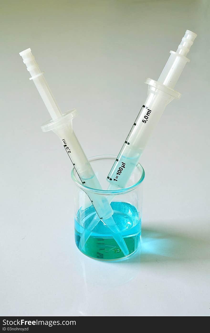 Laboratory pipets