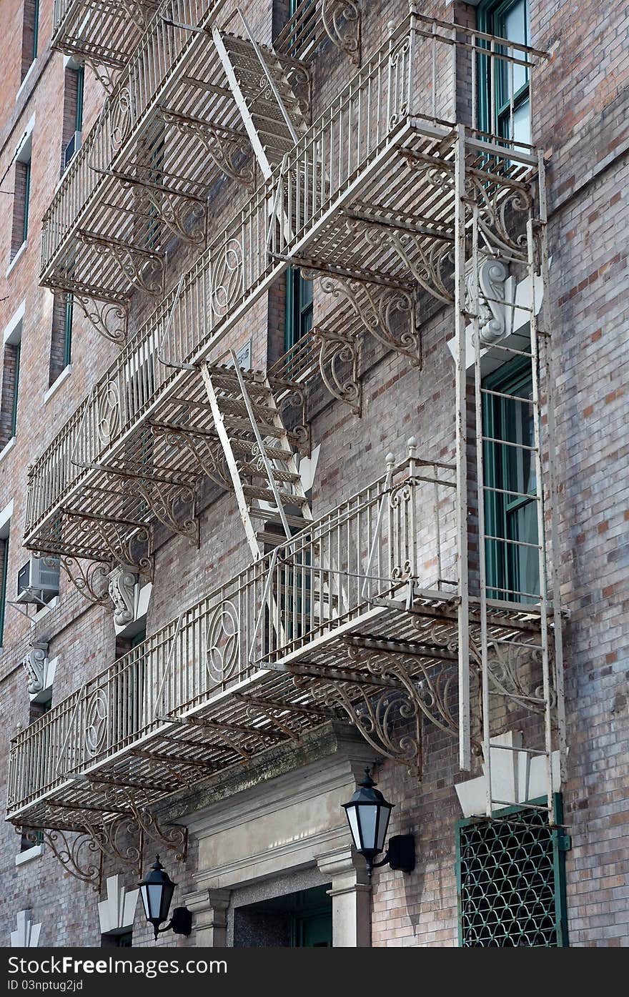 Fire escape ladder