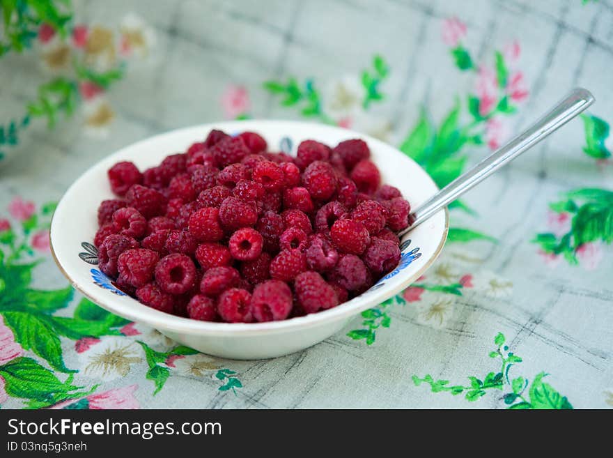 Fresh summer raspberry