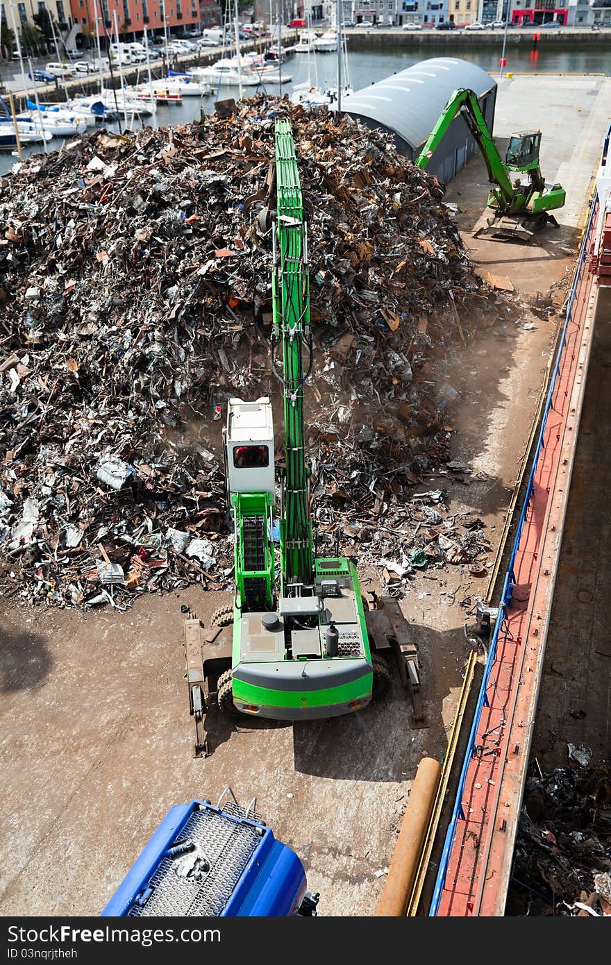 Two Crans Loading ship with steel