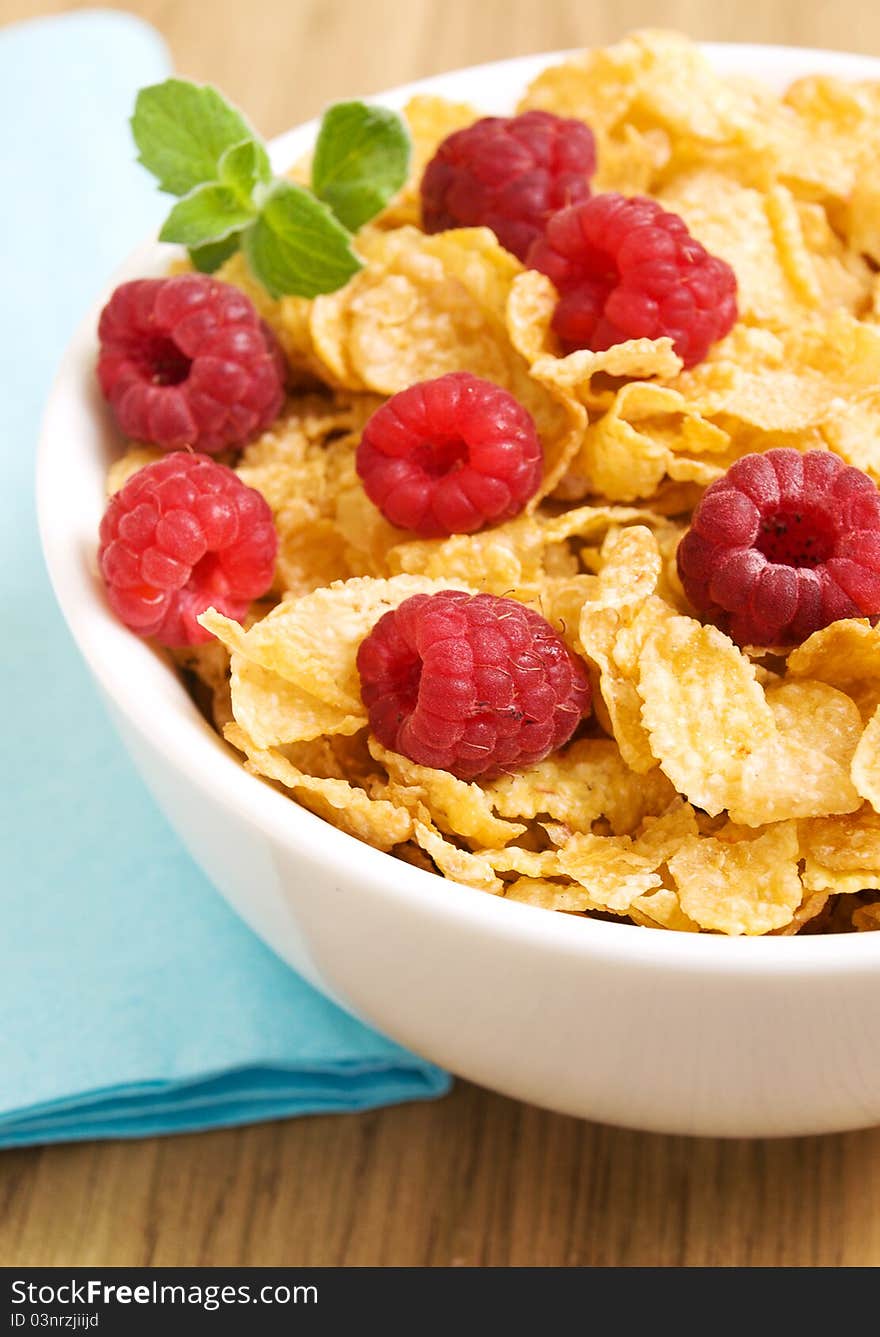 Corn Flakes With Raspberries