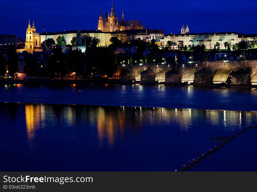 The castle of Prague in the night