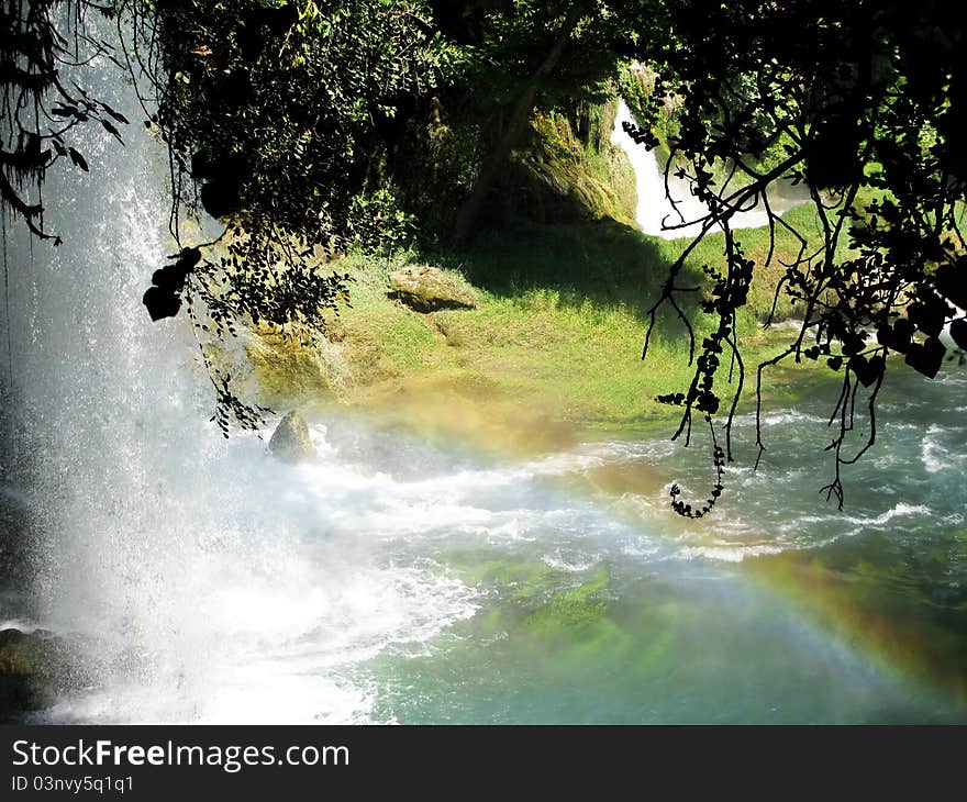 Waterfall duden and rainbow