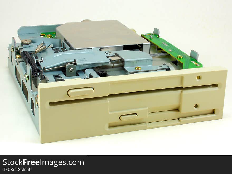 Obsolete combination 5 ¼ and 3 ½ dual floppy drive unit