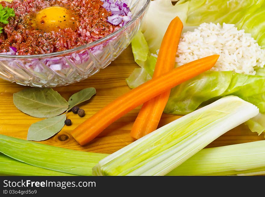 Golombki -  Polish stuffed cabbage  (Ingredients)