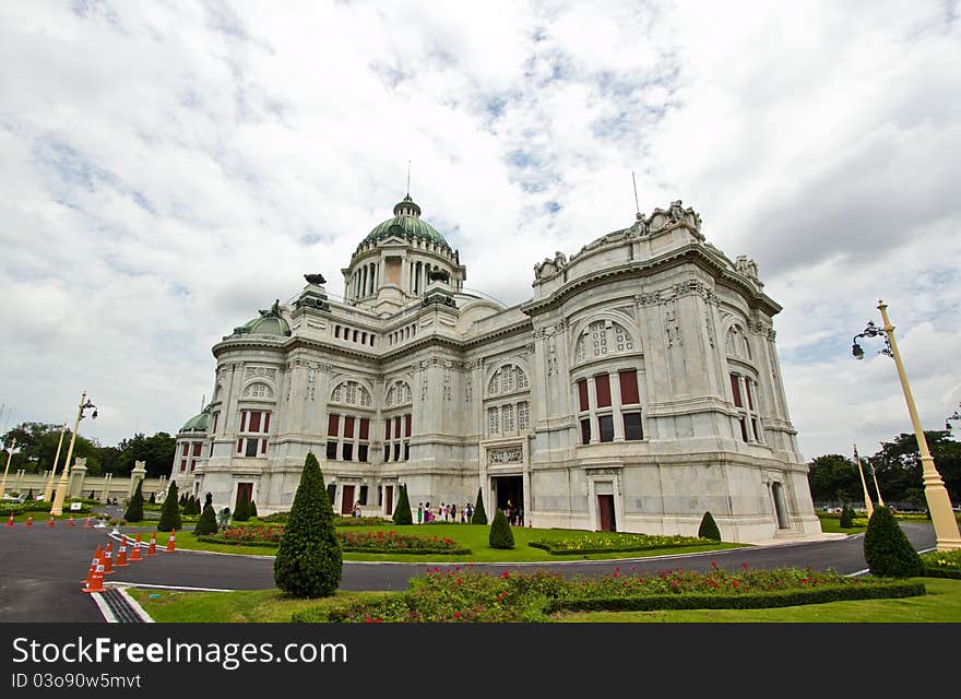 Anantasamakom Throne Hall