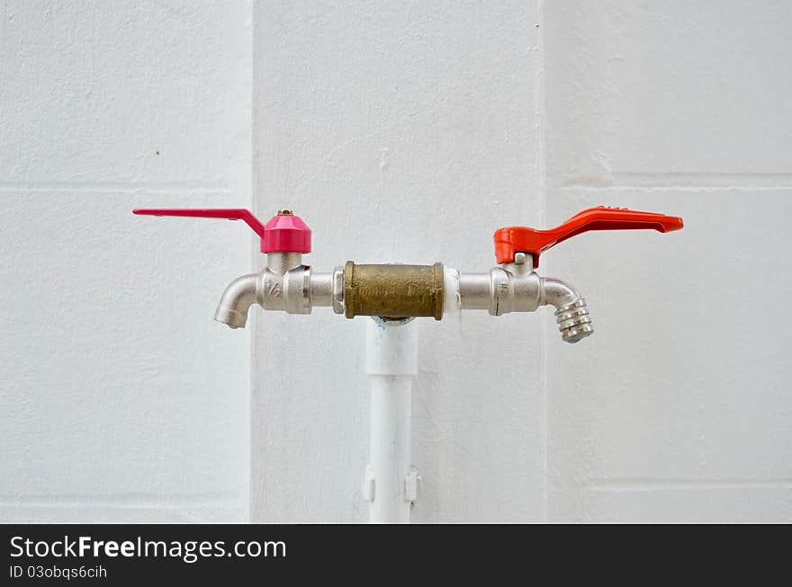 Pair of faucet