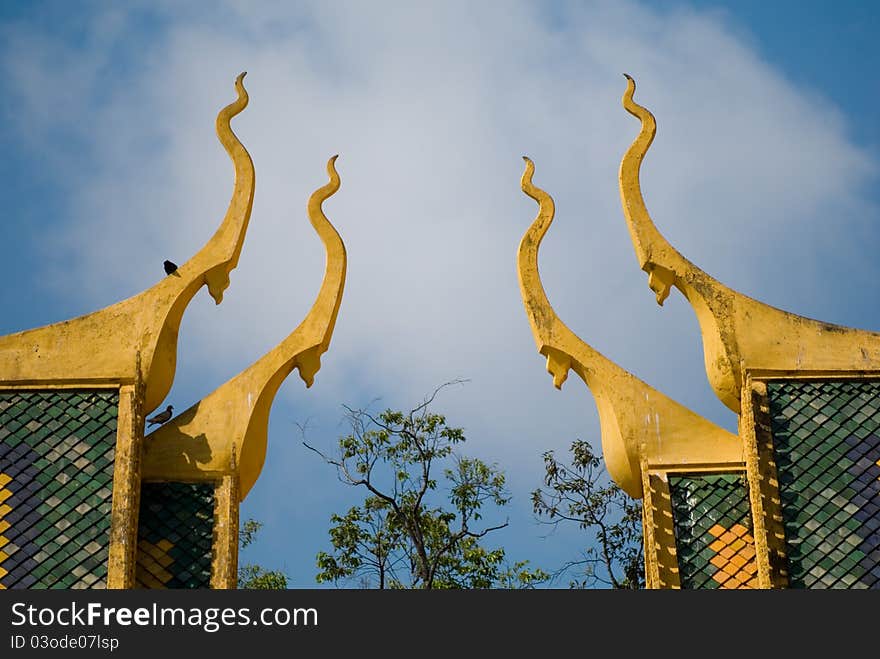 The Roof of Combodia Palace 02