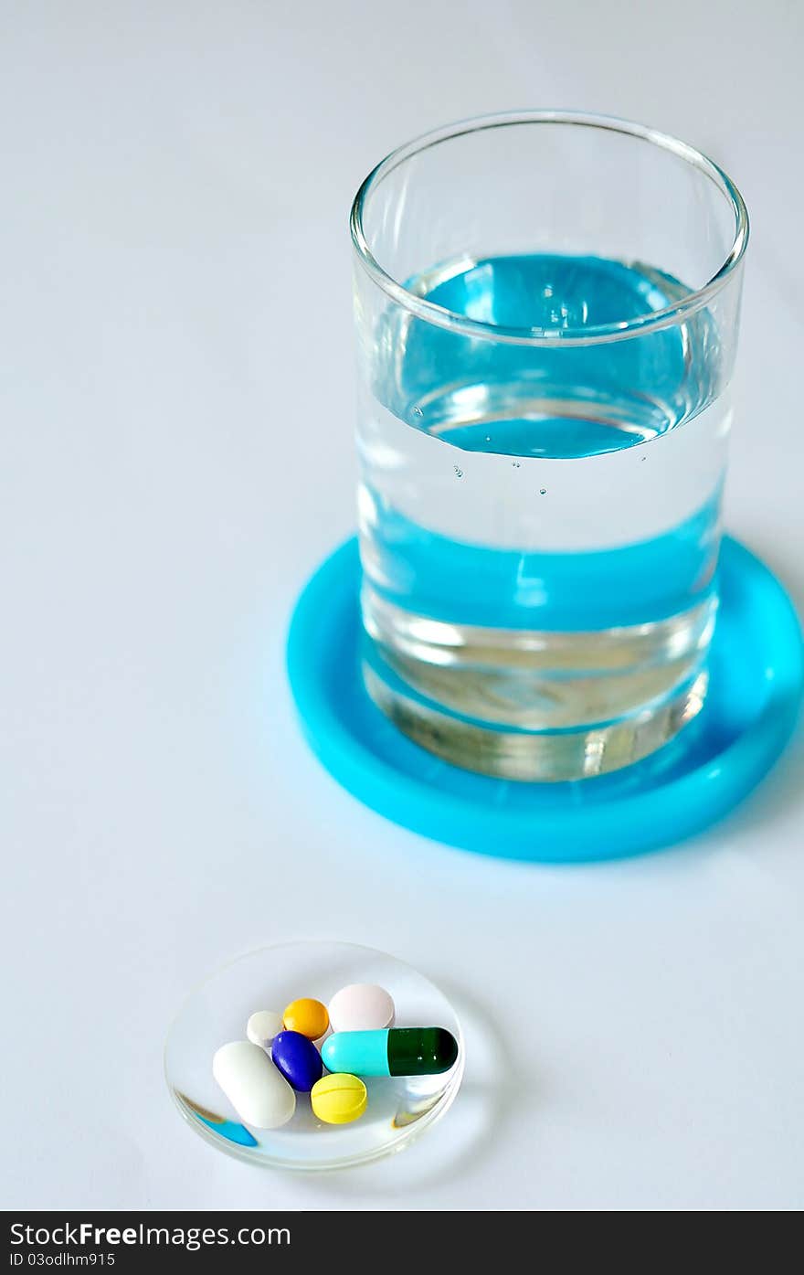 A pills and water after have meal