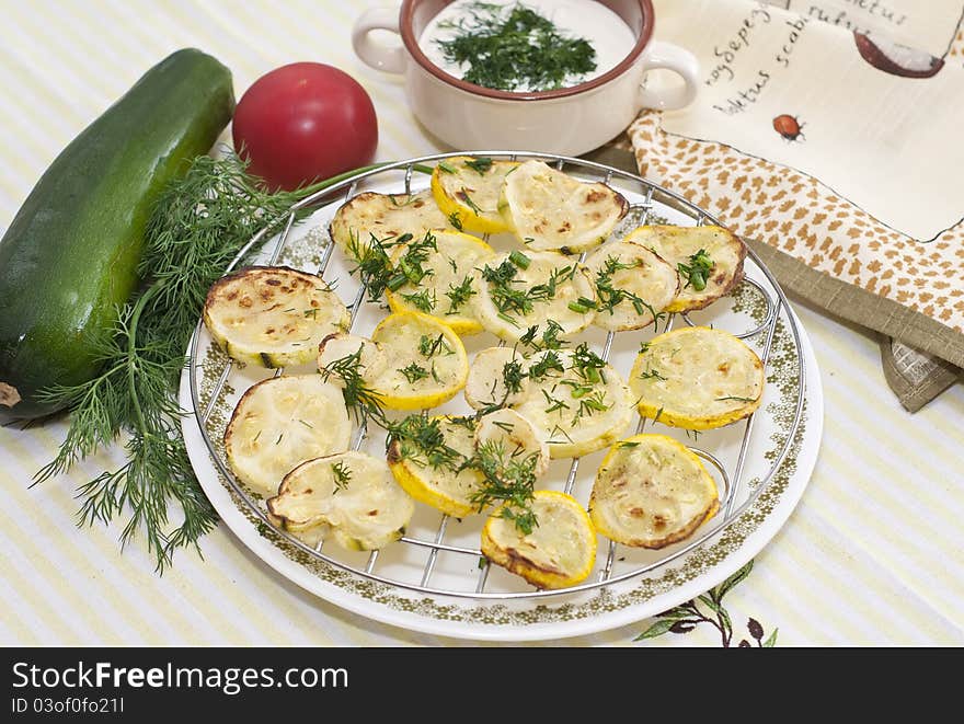 Fried zucchini on the grill 2