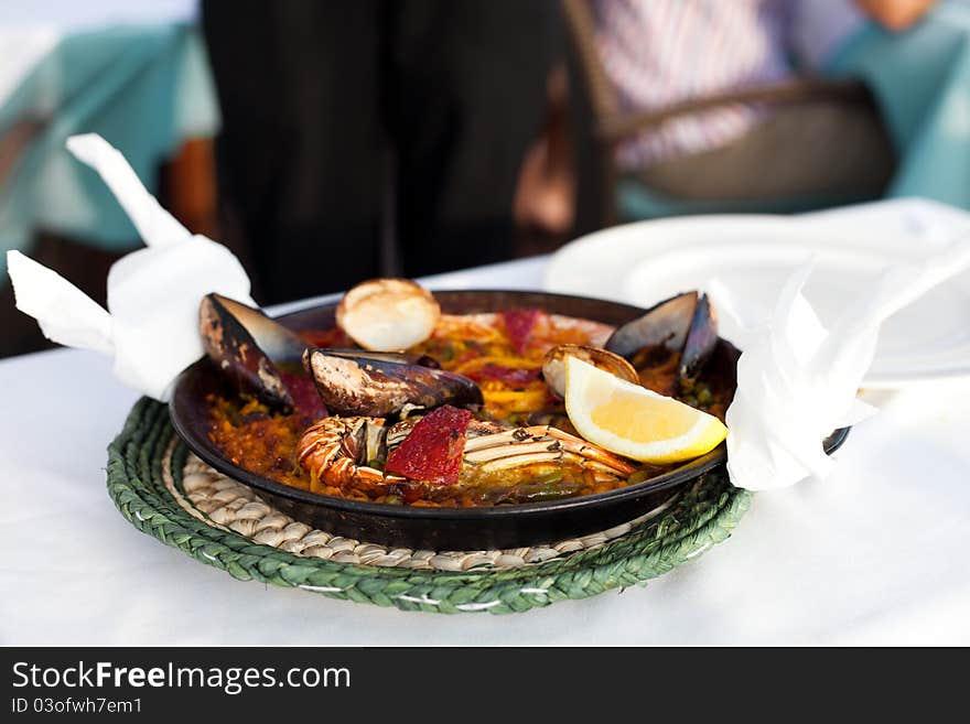 Seafood paella