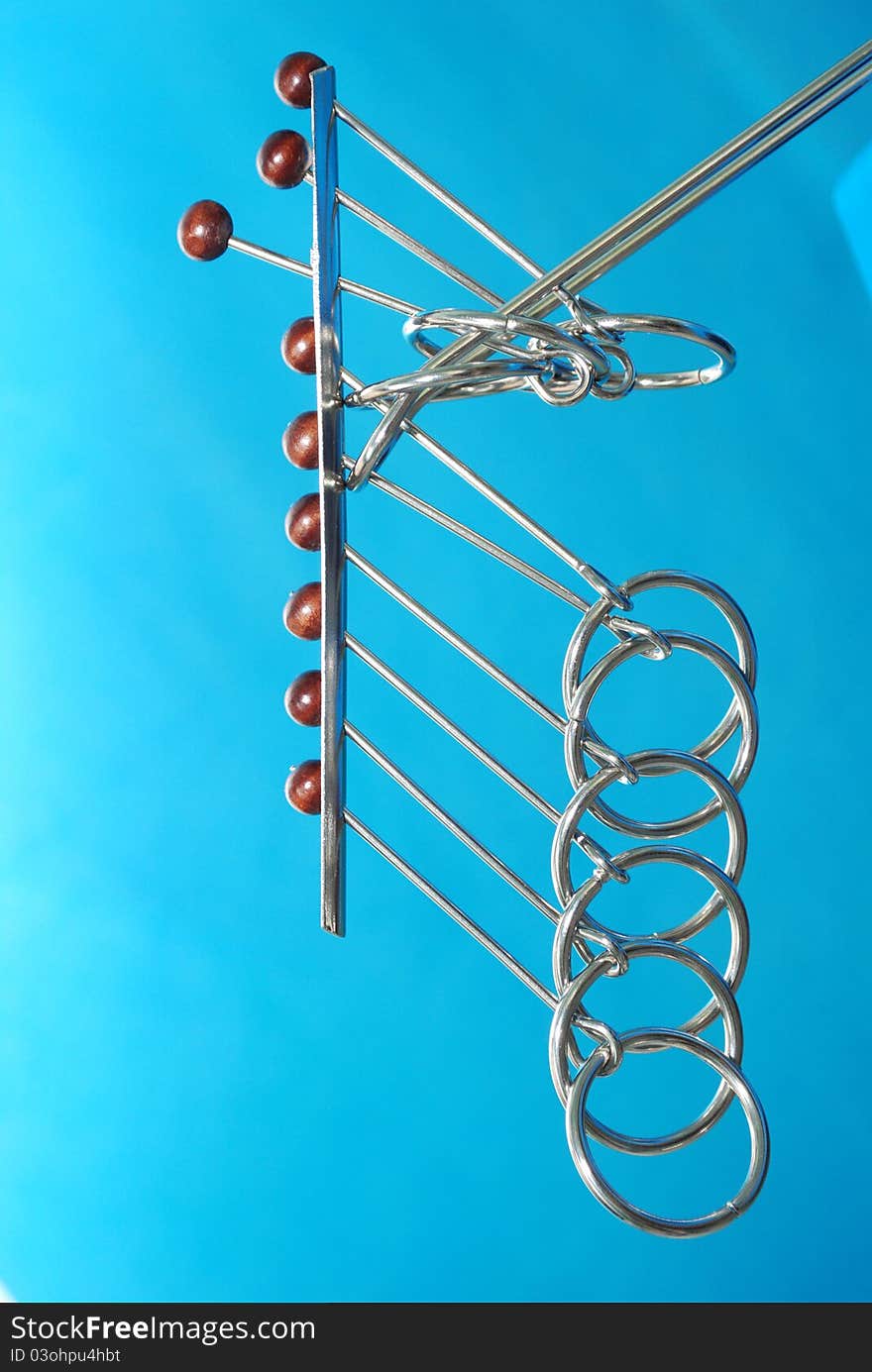 A intelligence with several iron hoops