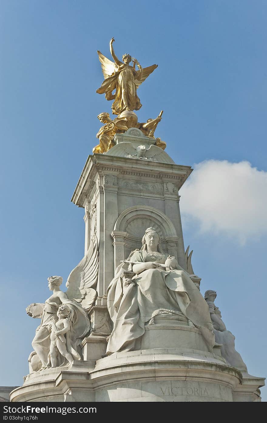 Queen Victoria Memorial located in front of Buckingham Palace