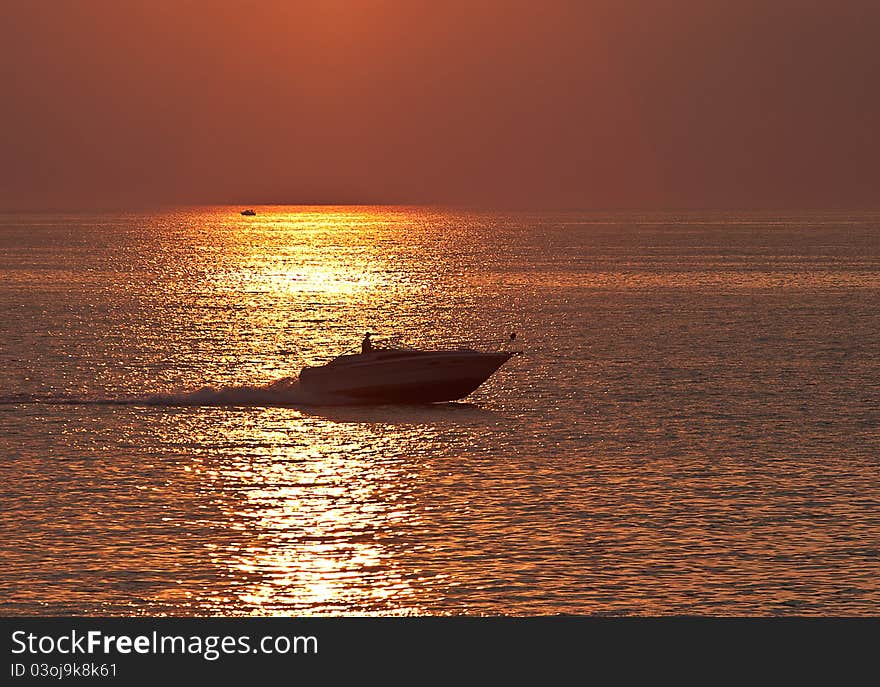 The end of a perfect day, and the boaters are heading back to port. The end of a perfect day, and the boaters are heading back to port.