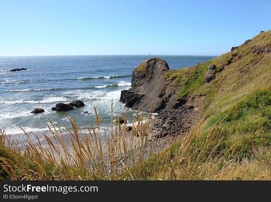 Oregon coast pacific northwest cliffs & beaches.