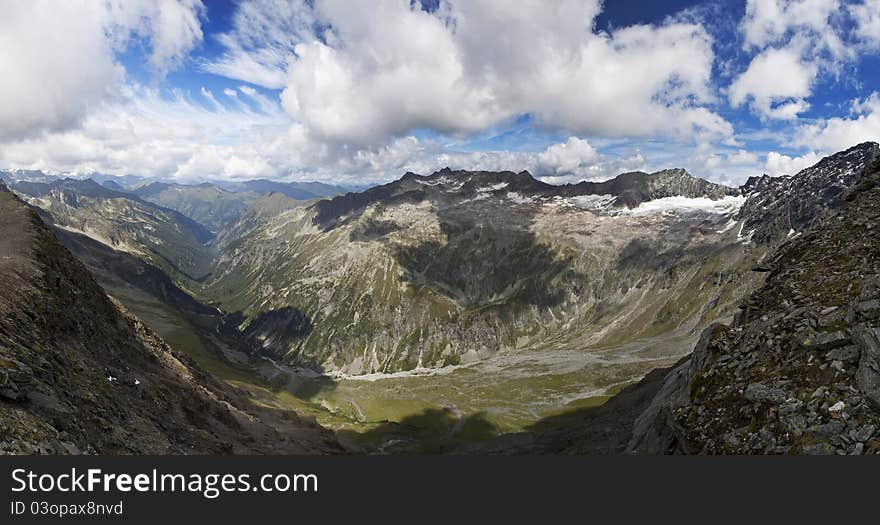 Mountain landscape in the alps of austria