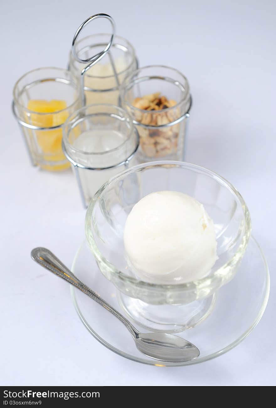 White vanilla ice cream scoop