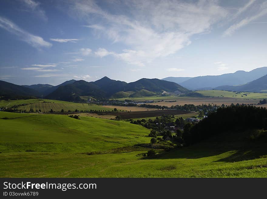 Looking to inherit the surrounding mountains. Looking to inherit the surrounding mountains