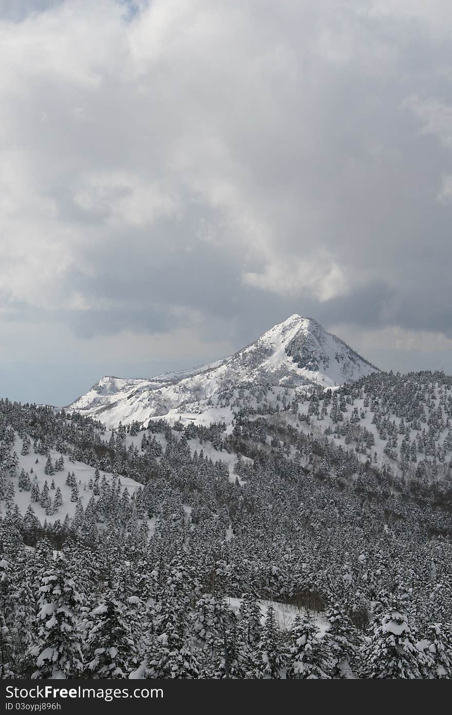 Snow mountains in Nagano Japan