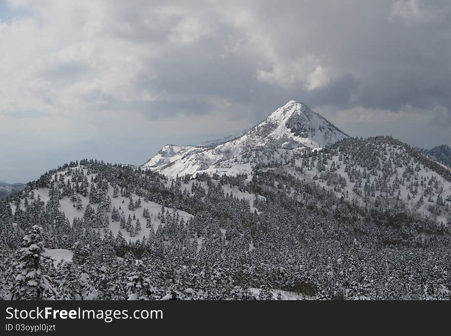 Snow mountains in Nagano Japan