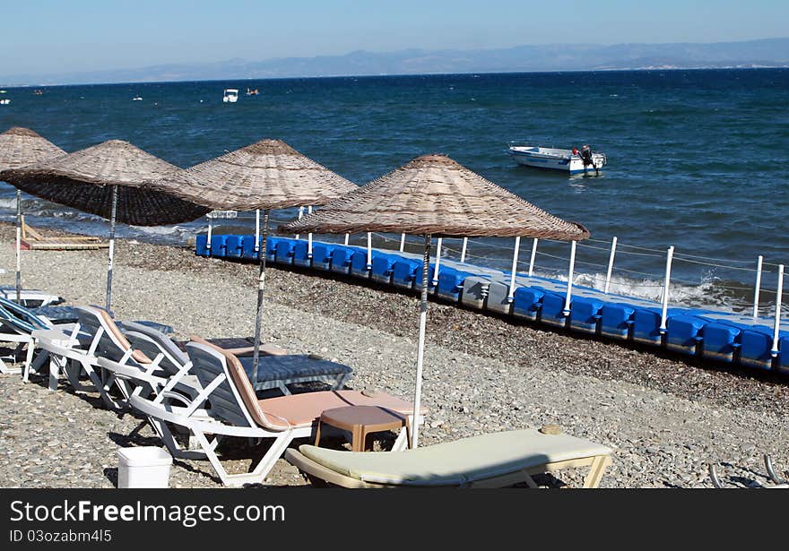 A view of Altinoluk beach, Balikesir. A view of Altinoluk beach, Balikesir.