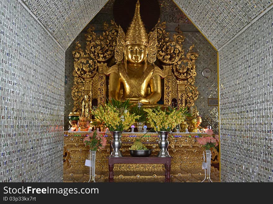 Budha staue in Burmese pagoda