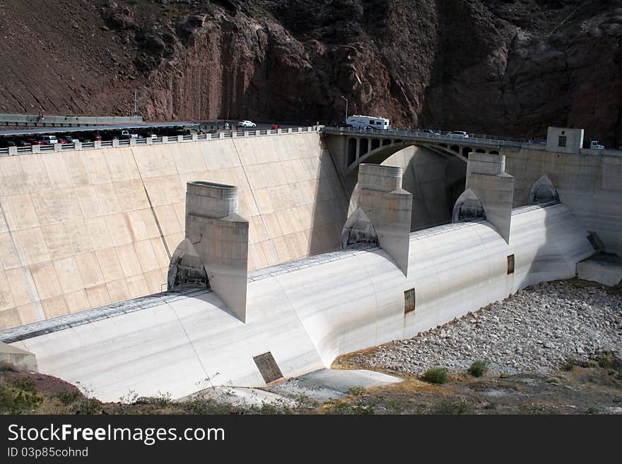 A picture of Hoover Dam.