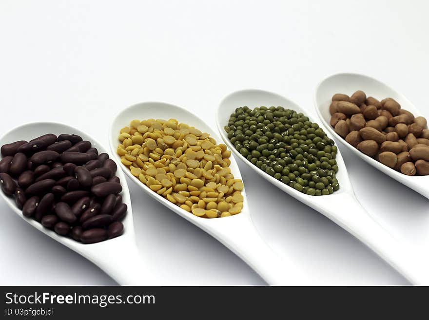 Red bean, mung beans, Peanut, Soybean