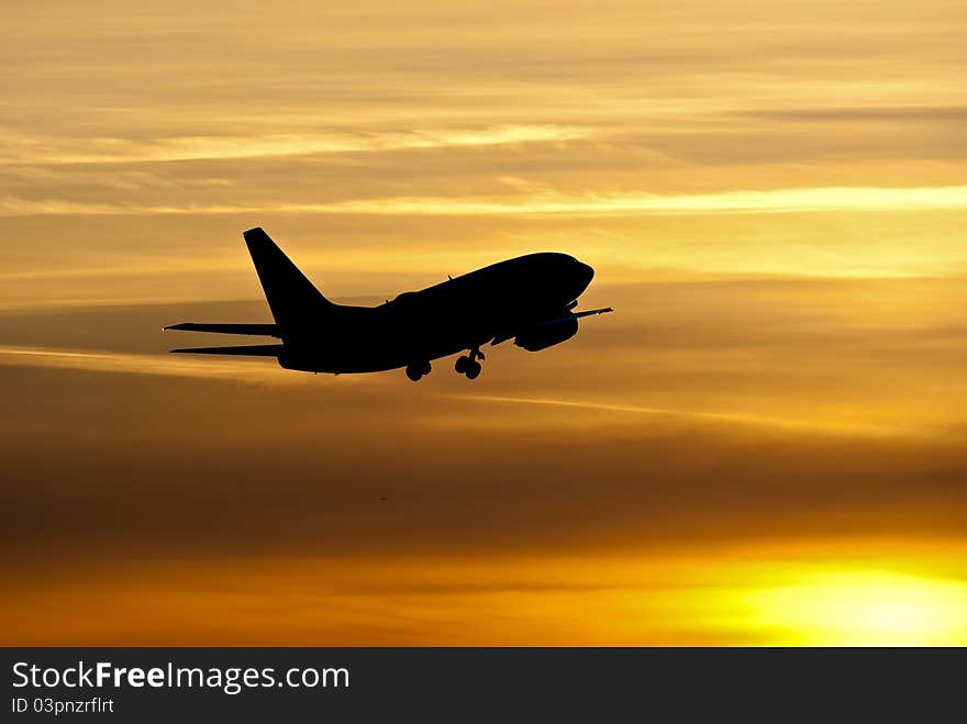 Aircraft dusk take off