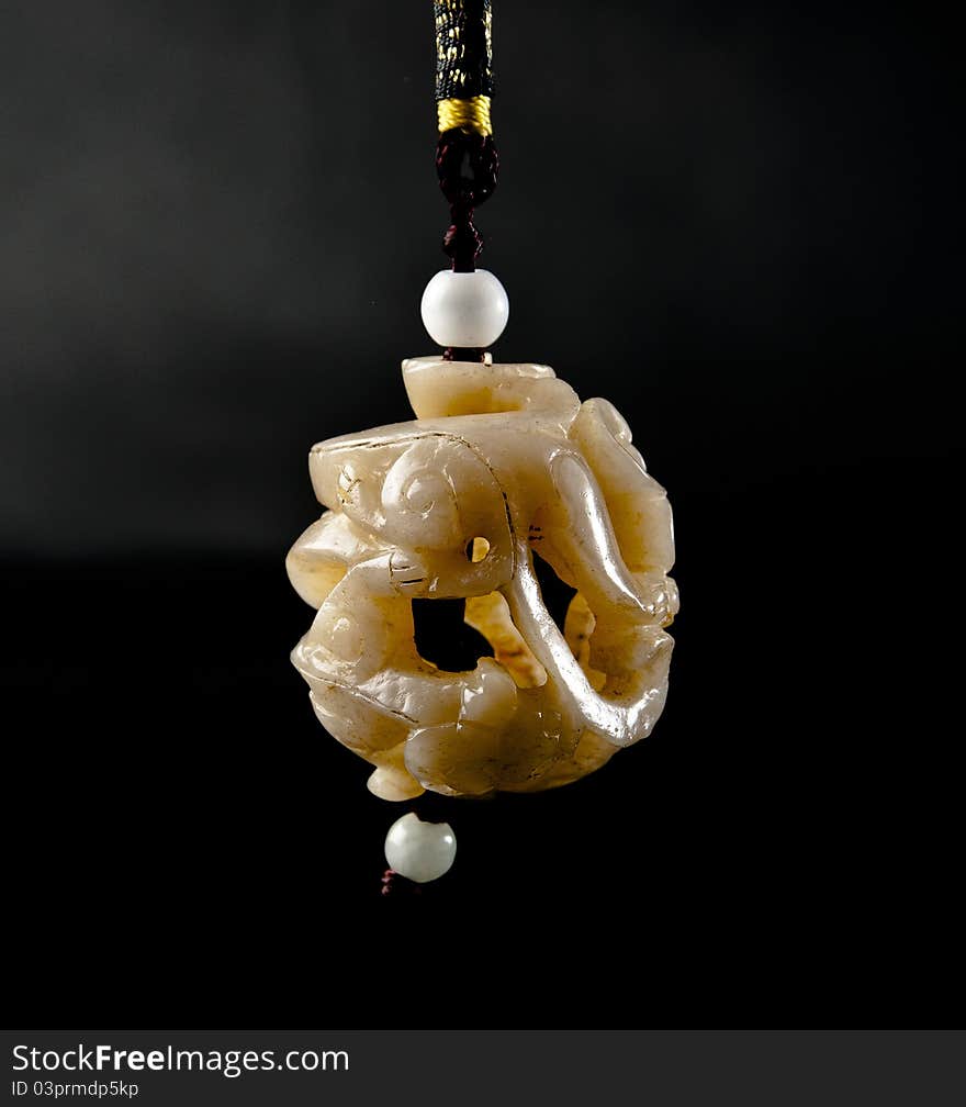 Jade pendant picture