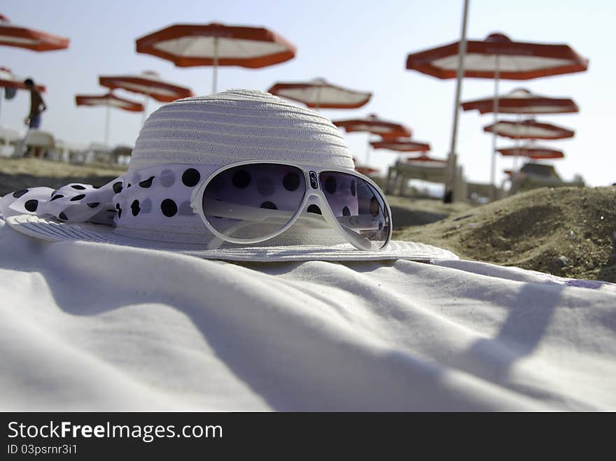 Hat on sand