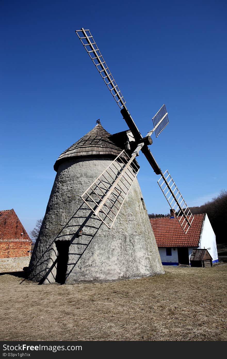 Wind mill