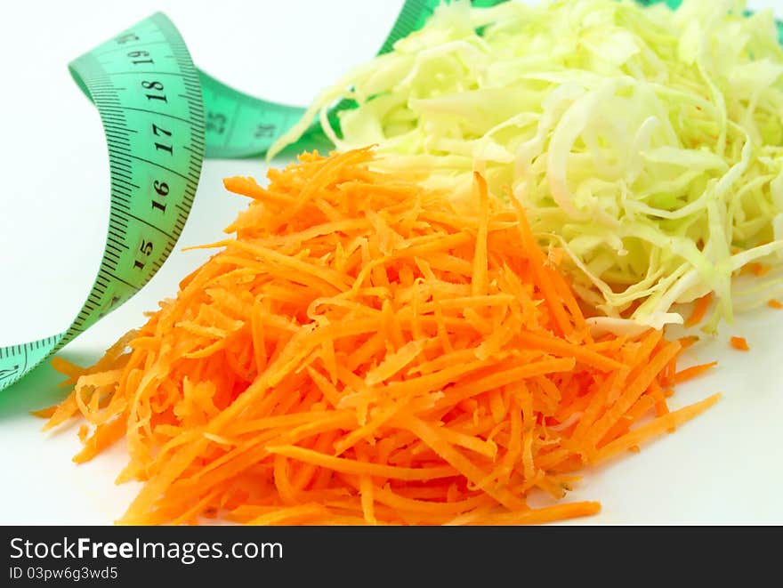 A salad of carrots and cabbage